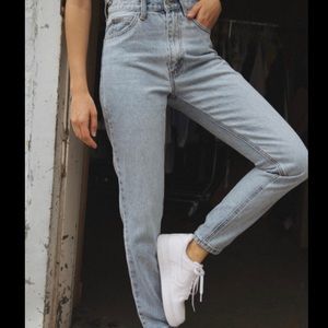 BRAND NEW Brandy Melville mom jeans
